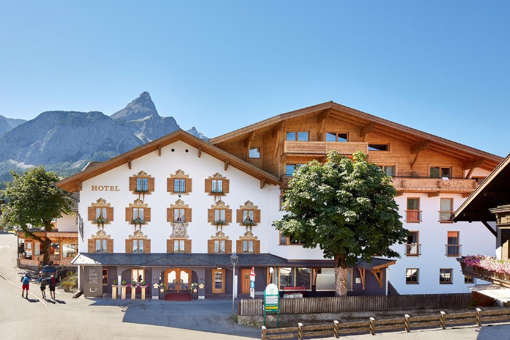 Der Gruene Baum Mountain Boutique Hotel Ehrwald Exterior photo